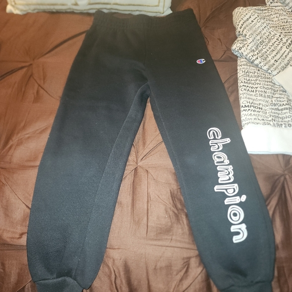 BOYS CHAMPION HOODIE/SWEATPANTS SET - Picture 3 of 6